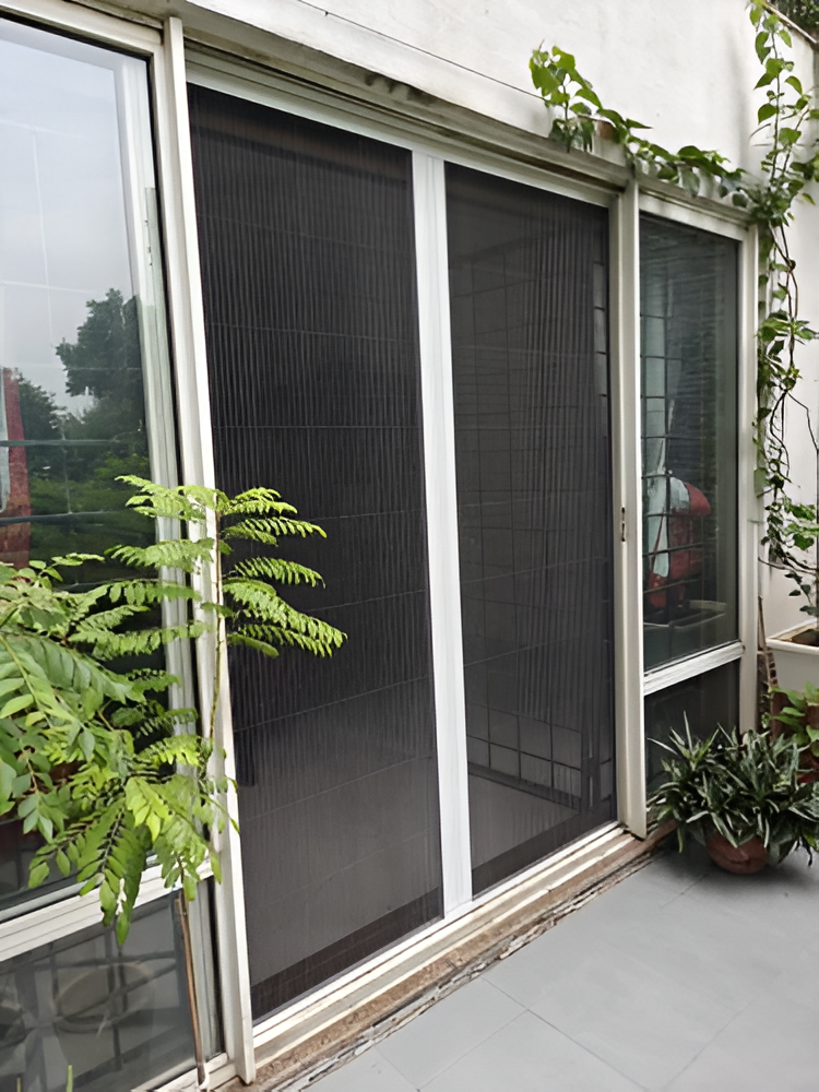 Pleated Mosquito Net